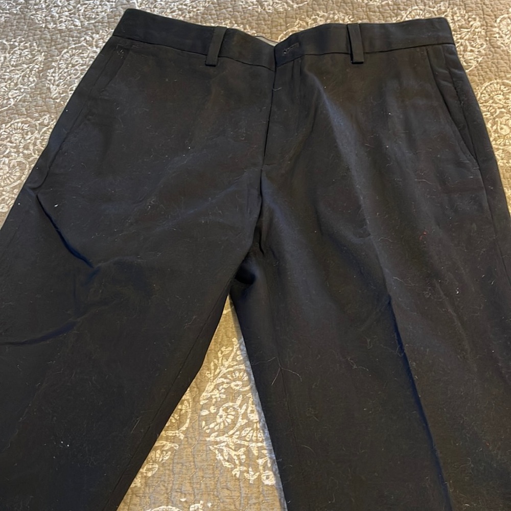Men’s Eddie Bauer black chino slacks size 32x34